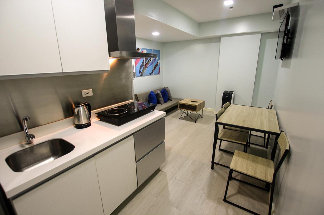 Siglo Suites @ The Azure Urban Resort Residences Paranaque City Экстерьер фото